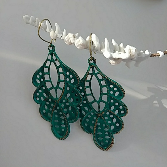 Teal Green Blue Metal Lace Filigree Boho Earrings - Picture 4 of 8
